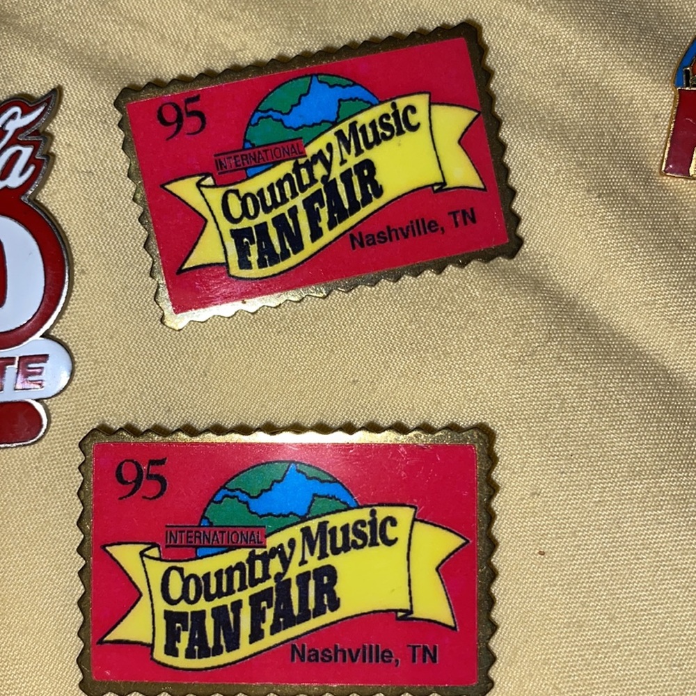 Vintage Collector Pins-NASCAR,Nashville,Olympics,Carnival Cruise,Others- - Picture 3 of 14